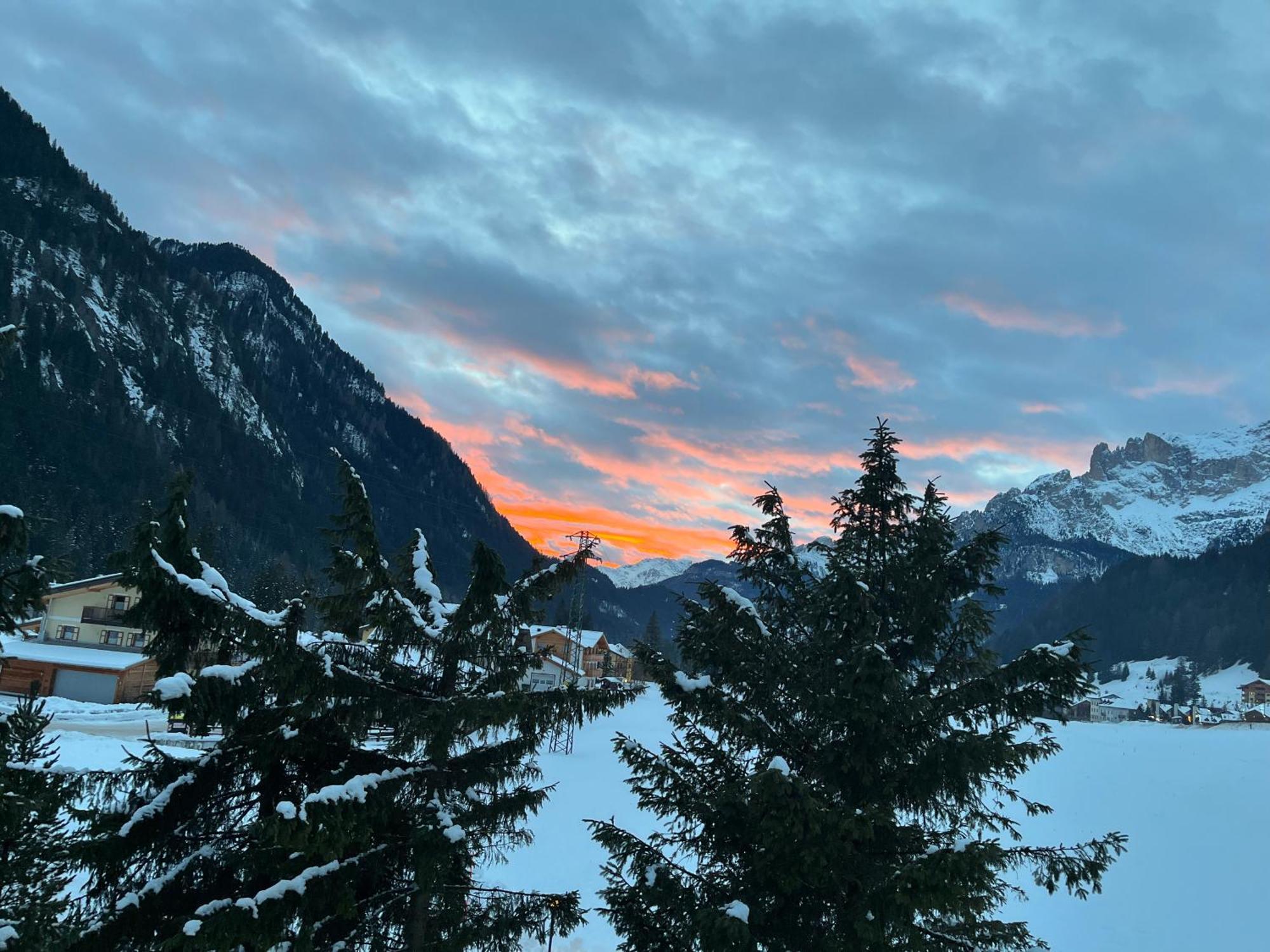 Mes Lastei Lejlighed Campitello di Fassa Eksteriør billede