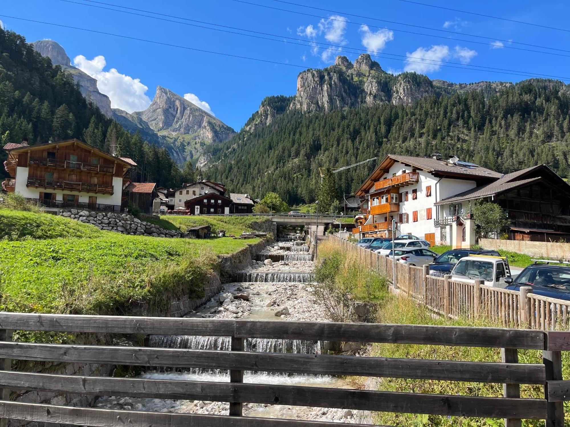 Mes Lastei Lejlighed Campitello di Fassa Eksteriør billede