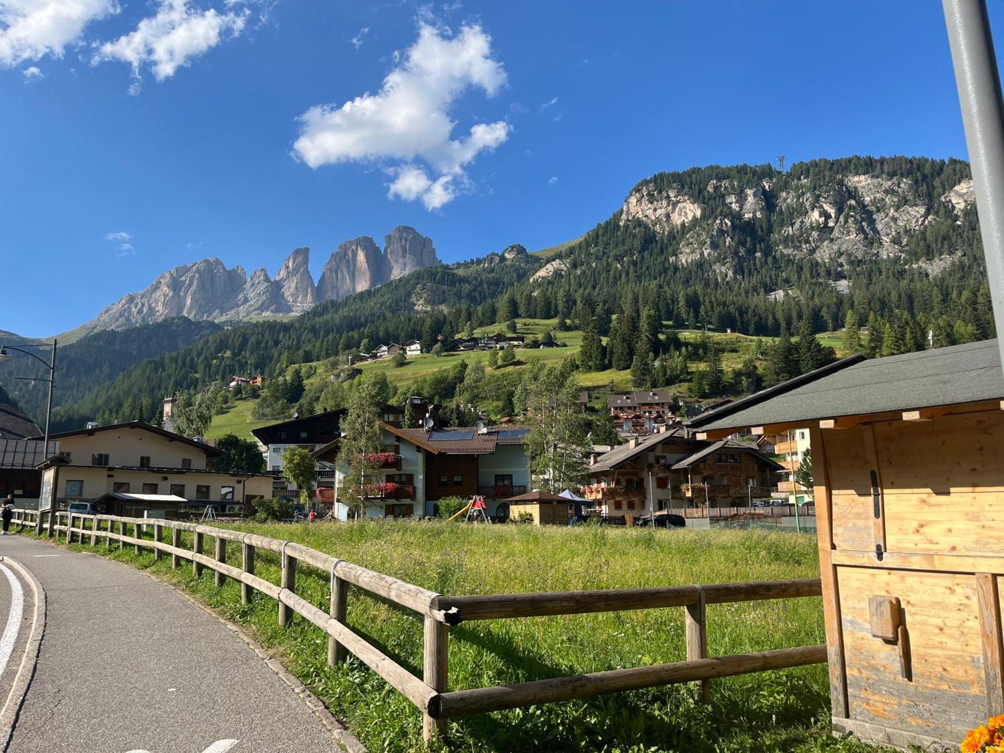 Mes Lastei Lejlighed Campitello di Fassa Eksteriør billede