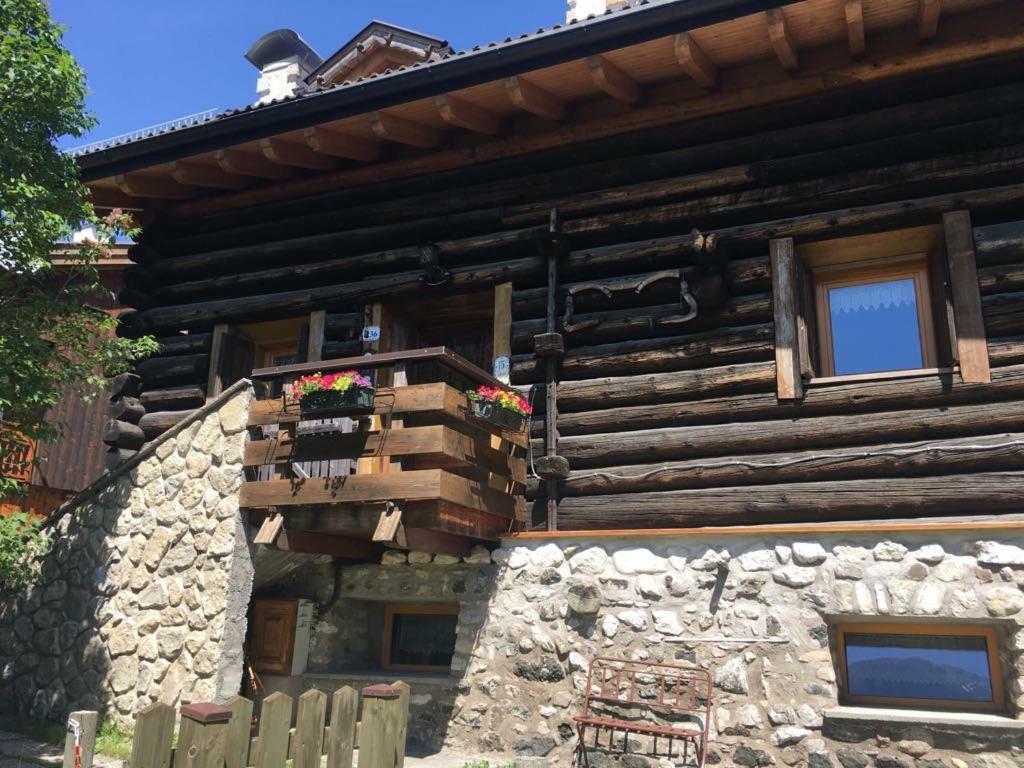 Mes Lastei Lejlighed Campitello di Fassa Eksteriør billede